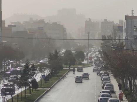 روز جمعه ۷ شهر اصفهان آلوده است